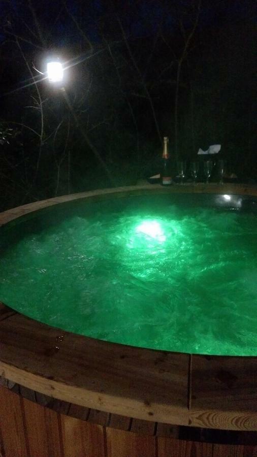 Spa Cabanon De Charme - Le Garagai Meyreuil Ngoại thất bức ảnh